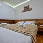 2M Apartments