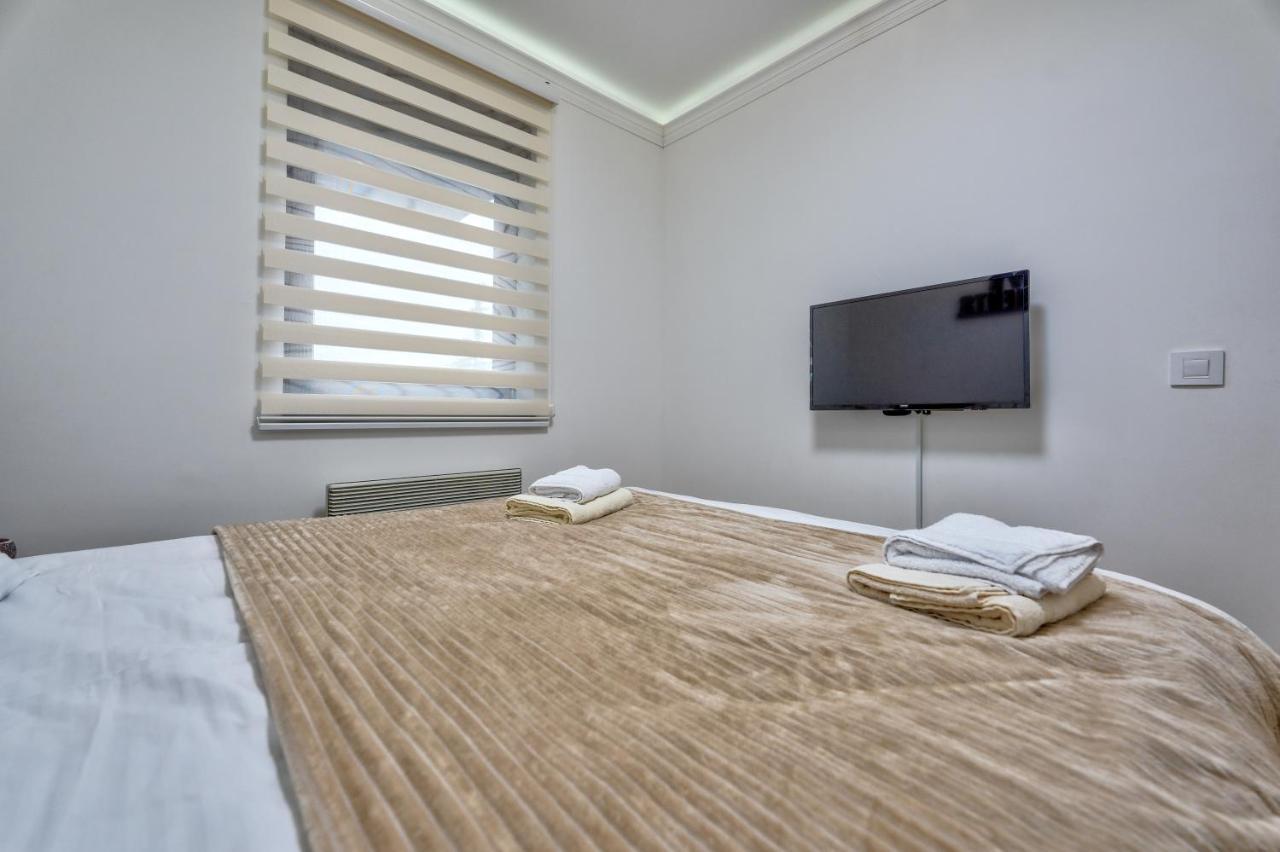 2m Apartment