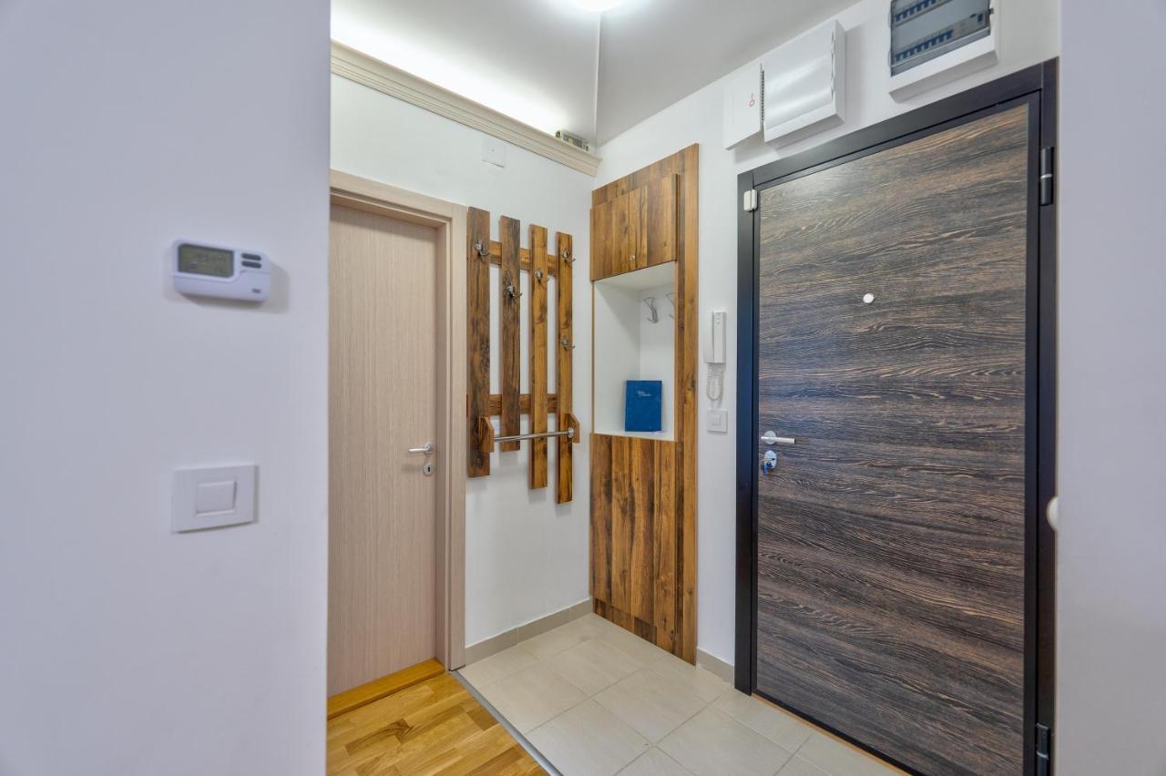 2m Apartment *